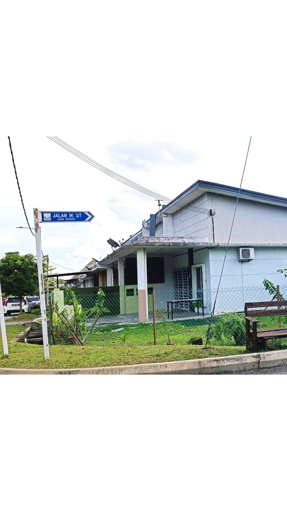 Homestay Lestari Klia เซปัง ภายนอก รูปภาพ