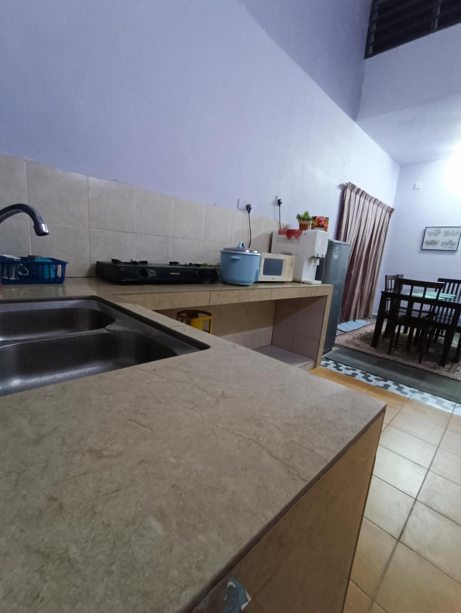 Homestay Lestari Klia เซปัง ภายนอก รูปภาพ